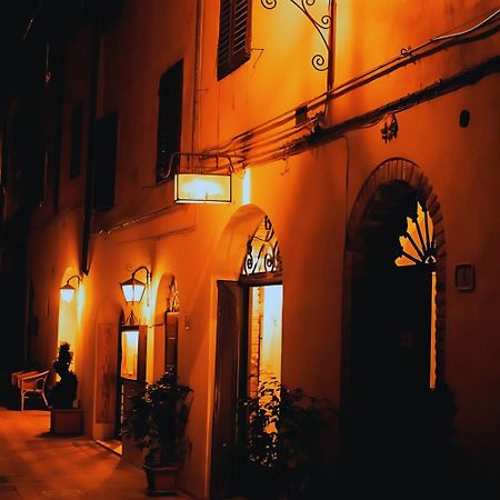 Locanda Il Pino San Gimignano Exterior foto